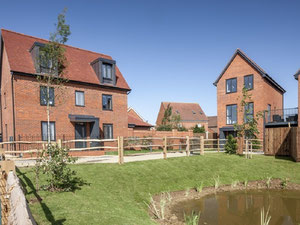 Real estate in Barratt Homes at Chilmington — look at the real estate search engine GEOLN.COM. Photo 2