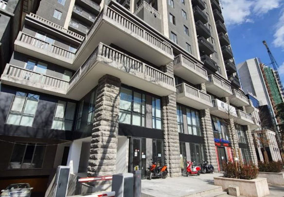 Продається 3-кімнатна квартира.