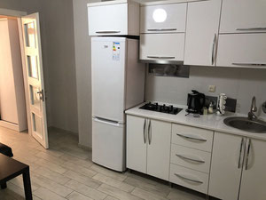 იყიდება 2 ოთახიანი ბინა — უძრავი ქონების ყიდვა და მფლო ბელებისგან GEOLN.COM. ფოტო 6