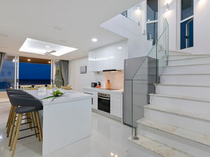 პრემიუმ 4 საძინებელი აუზის ვილა ოკეანისა და მთების ხედებით — უძრავი ქონების ყიდვა და მფლო ბელებისგან GEOLN.COM. ფოტო 19