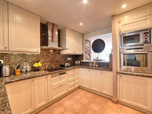 Penthouse 3 bedrooms 196 m² in La Quinta, Spain — Find off-plan property or real estate resale directly from developers and owners GEOLN.COM. Photo 15