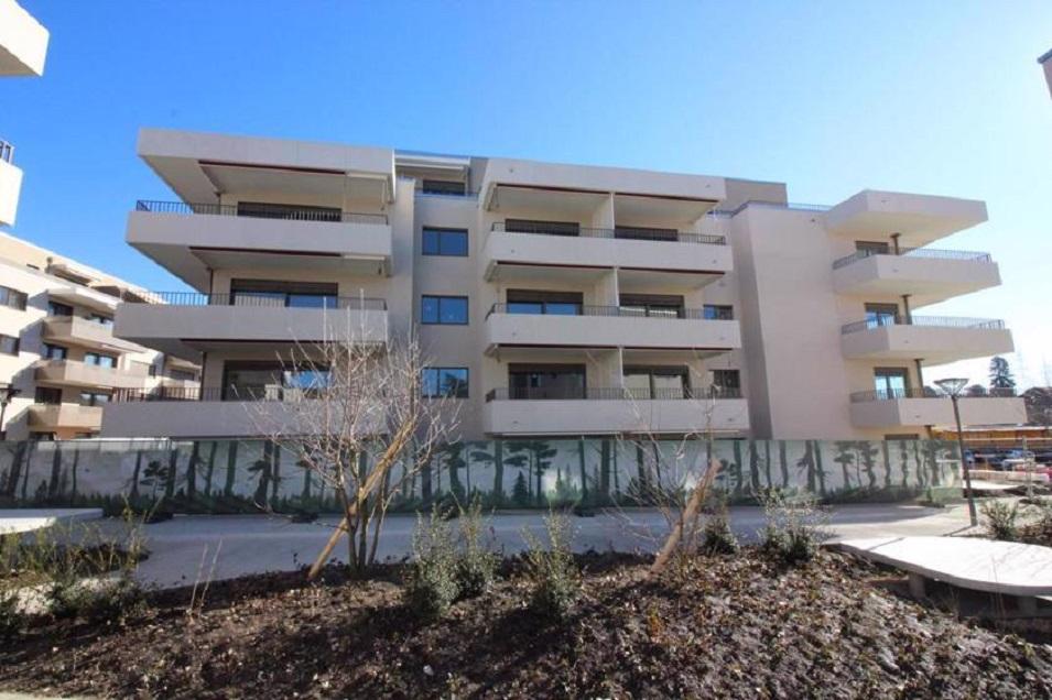 içindeki mülkiyet Ch. du Pre Jaquet 4A — emlak arama motoru GEOLN.COM'a bakın. Fotoğraf 1