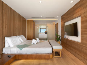 三层泳池别墅，5间卧室，俯瞰大海，欧式风格 — 来自开发商和业主的房地产搜索引擎 GEOLN.COM. 照片 37