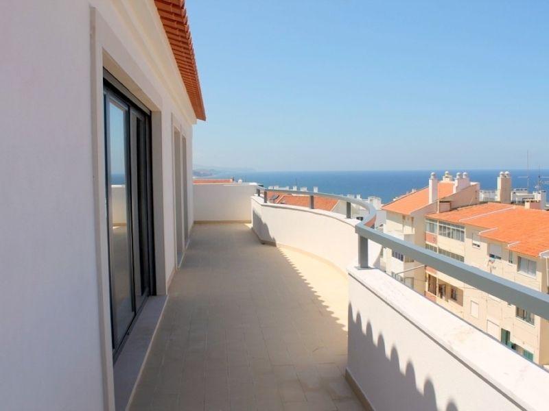 葡萄牙海边的顶层公寓，Ericeira Sale — 来自开发商和业主的房地产搜索引擎 GEOLN.COM. 照片 1