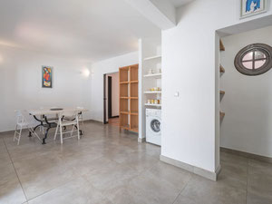 Villa 3 bedrooms 170 m² in Elviria, Spain — Find off-plan property or real estate resale directly from developers and owners GEOLN.COM. Photo 6