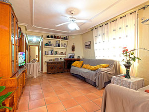 Bungalow 3 bedrooms 90 m² in La Mata, Spain — Find off-plan property or real estate resale directly from developers and owners GEOLN.COM. Photo 4