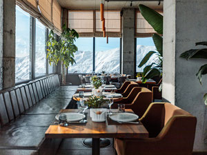 Hotel prestigioso con 70 habitaciones en la estación de esquí Gudauri, Georgia — Encuentre propiedades fuera del plan o reventa de bienes inmuebles directamente de desarrolladores y propietarios GEOLN.COM. Foto 7