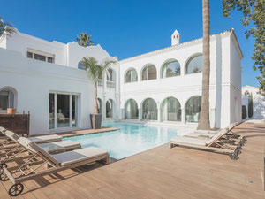 Villa 7 bedrooms 1232 m² in San Pedro Alcantara, Spain — Find off-plan property or real estate resale directly from developers and owners GEOLN.COM. Photo 34