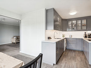 Moderne 3-Zimmer-Eckwohnung im beliebten Tyholt. Gute Sonnen- und Aussichtsmöglichkeiten. Parkmöglichkeiten. Küche von 2019. — Immobilien-Suchservice von Bauträgern und Eigentümern GEOLN.COM. Foto 7