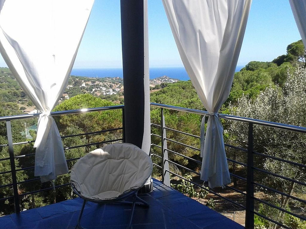 İspanya, Katalonya, Mataro'da deniz kenarında villa — Sahiplerden yada inşaatcilardan mülkiyet arama GEOLN.COM. Fotoğraf 1