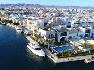 Immobilien in LIMASSOL MARINA — Schauen Sie sich die Immobiliensuchmaschine GEOLN.COM an. Foto 2