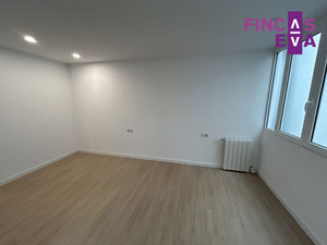 Sprzedam mieszkanie w Barcelonie, centrum — Wyszukiwarka nieruchomości od deweloperów i właścicieli GEOLN.COM. Zdjęcie 4