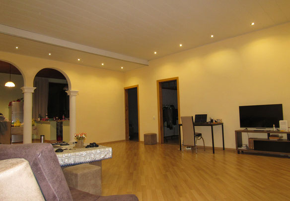 Na sprzedaż mieszkanie w Gldani przy Chizaniszwili, 6 pokoi, 135m², z centralnym ogrzewaniem.