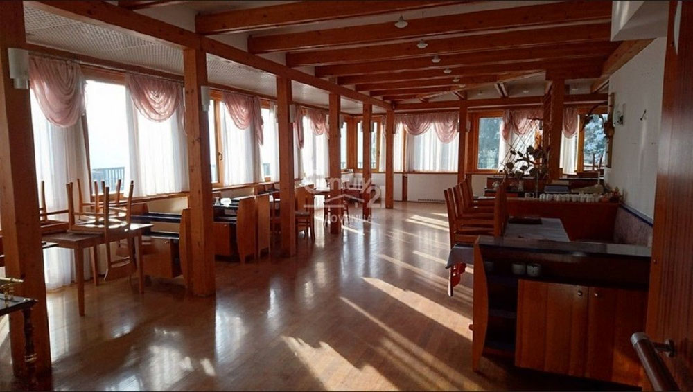 Готель у передмісті Словенії, Гросупле — Пошуковик нерухомості від забудовників і власників GEOLN.COM. Фото 1