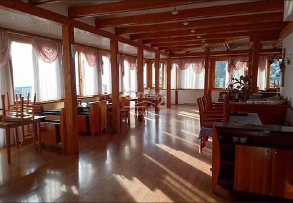 Hotel (inn) in the suburbs in Slovenia, Grosuple