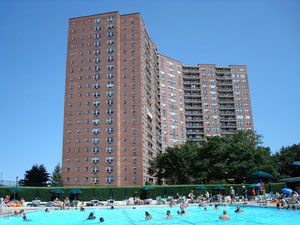 房地产在 Skyview Riverdale — look at the real estate search engine GEOLN.COM. 照片 2