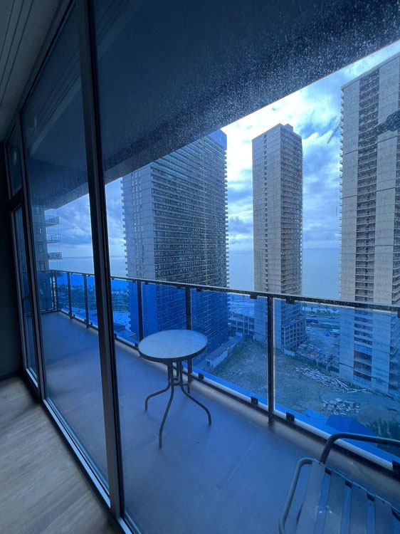 带海景的两卧室公寓 — 来自开发商和业主的房地产搜索引擎 GEOLN.COM. 照片 1