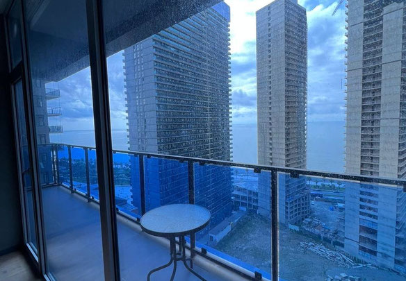 apartamento de 2 habitaciones con vista al mar