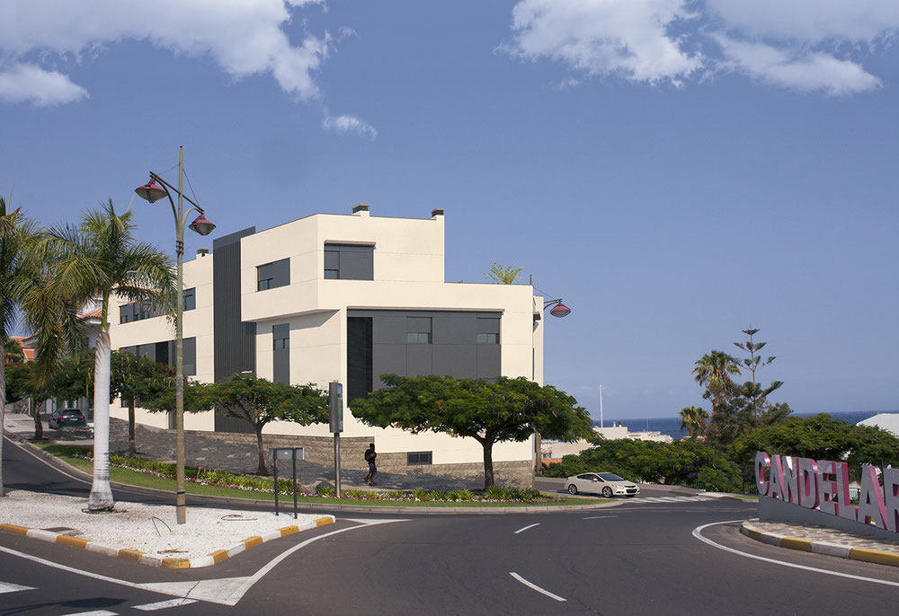 Real estate in Edificio Daniela — look at the real estate search engine GEOLN.COM. Photo 1