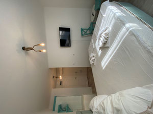 Болгария. Стильно меблированная студия с отдельным двором на Солнечном берегу. — Поисковик недвижимости от застройщиков и собственников GEOLN.COM. Фото 3