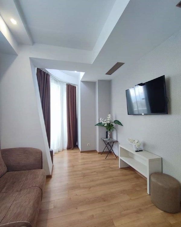 出售Alliance Palace的公寓 — 来自开发商和业主的房地产搜索引擎 GEOLN.COM. 照片 1