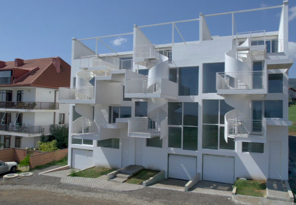 იყიდება პრემიუმ კლასის თაუნჰაუსი