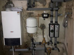 ألمانيا. هيرني. مبنى سكني مع كراجات. — ابحث عن عقار قيد الإنشاء أو عقار معاد بيعه مباشرة من المطورين والملاك GEOLN.COM. صورة فوتوغرافية 2