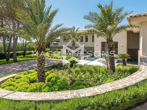 房子在法国，圣特罗佩出售 — 来自开发商和业主的房地产搜索引擎 GEOLN.COM. 照片 7