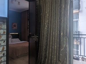 紧凑型四居室公寓 — 来自开发商和业主的房地产搜索引擎 GEOLN.COM. 照片 2