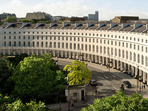 Real estate in The Park Crescent — look at the real estate search engine GEOLN.COM. Photo 2