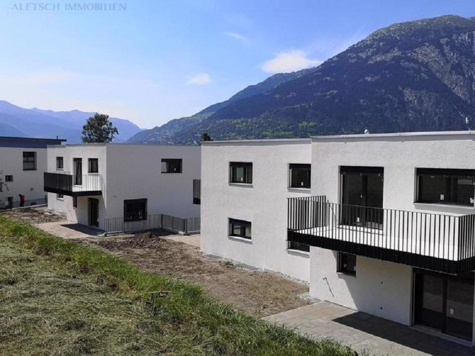 Real estate in Termerweg — look at the real estate search engine GEOLN.COM. Photo 1