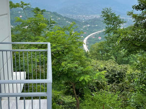 出售带露台和大花园的豪华三层别墅。 — 来自开发商和业主的房地产搜索引擎 GEOLN.COM. 照片 6