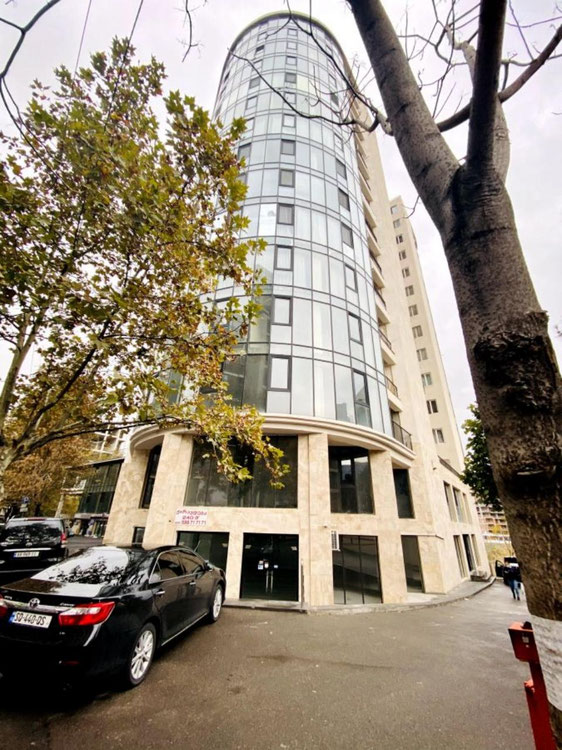 4房公寓出售 — 来自开发商和业主的房地产搜索引擎 GEOLN.COM. 照片 1