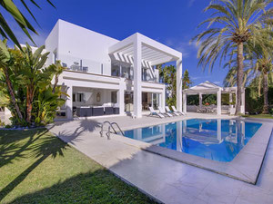 Villa 5 bedrooms 477 m² in Guadalmina Baja, Spain — Find off-plan property or real estate resale directly from developers and owners GEOLN.COM. Photo 35