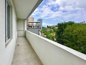 Prodayetsya yevrodvushka dlya zhizni s udobnoy planirovkoy v 300 metrakh ot morya. Adres: Makhindzhauri, ul. Akhalgazrdoba, d.16, kompleks «Pavlonia». Infrastru — Find off-plan property or real estate resale directly from developers and owners GEOLN.COM. Photo 6