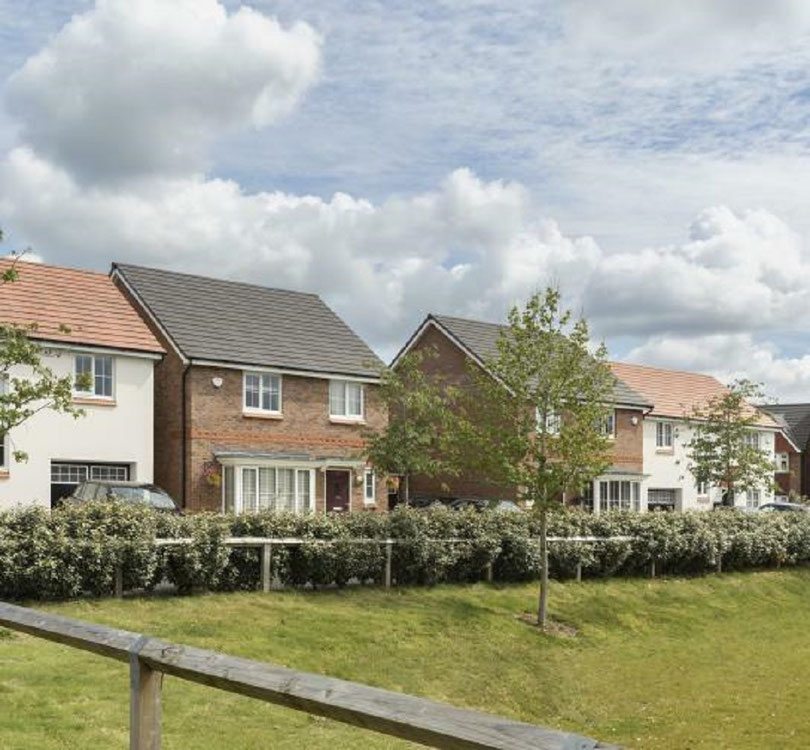 Real estate in Lindley Village — look at the real estate search engine GEOLN.COM. Photo 1