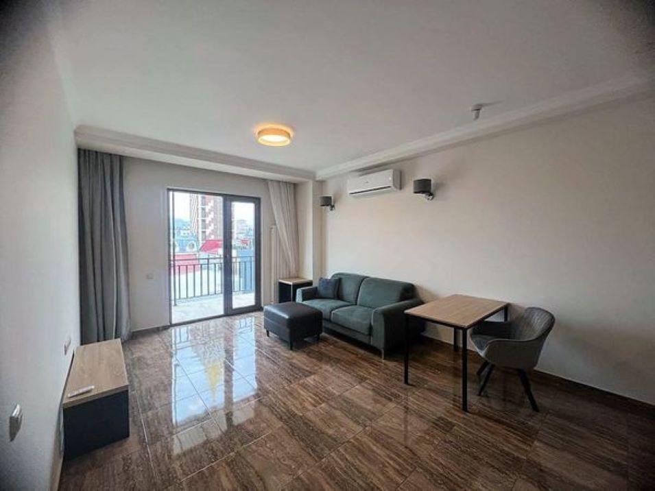 公寓在巴统老巴统的中心 — 来自开发商和业主的房地产搜索引擎 GEOLN.COM. 照片 1