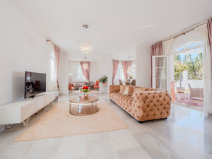 别墅 5 间卧室 312 平方米，位于西班牙米哈斯 — 来自开发商和业主的房地产搜索引擎 GEOLN.COM. 照片 3