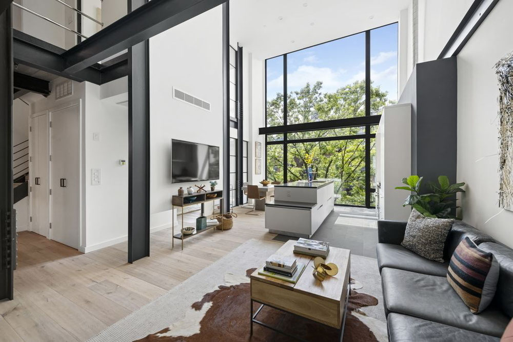 Real estate in 505 Clinton Lofts — look at the real estate search engine GEOLN.COM. Photo 1