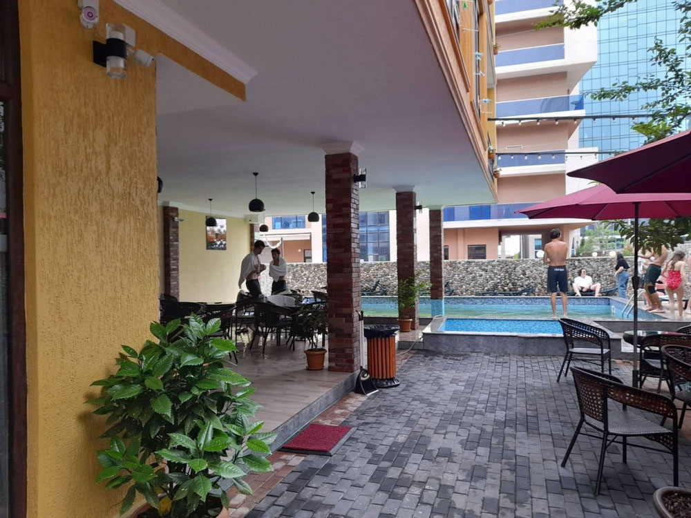 HOTEL GONIO 独家优惠！ — 来自开发商和业主的房地产搜索引擎 GEOLN.COM. 照片 1