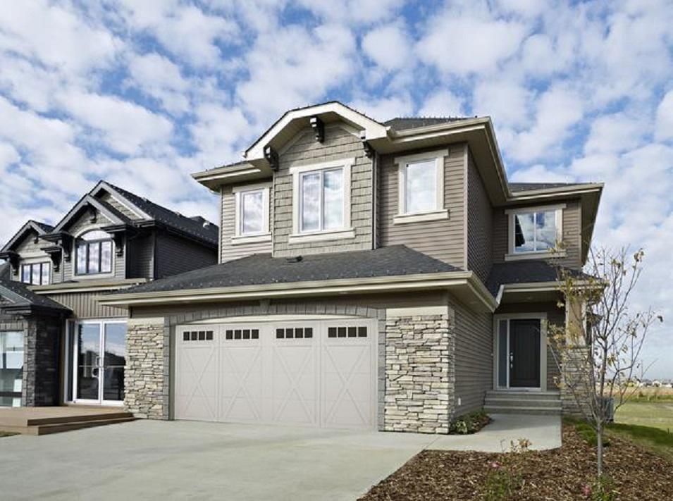 Real estate in Aurora — look at the real estate search engine GEOLN.COM. Photo 1