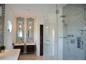 美国佛罗里达州迪尔菲尔德海滩海边的房子 — 来自开发商和业主的房地产搜索引擎 GEOLN.COM. 照片 7