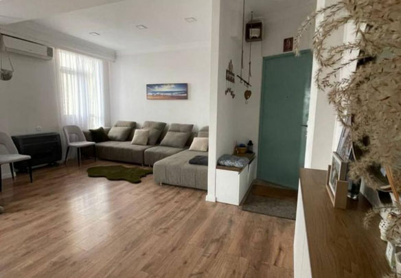 Продается 4-комнатная квартира