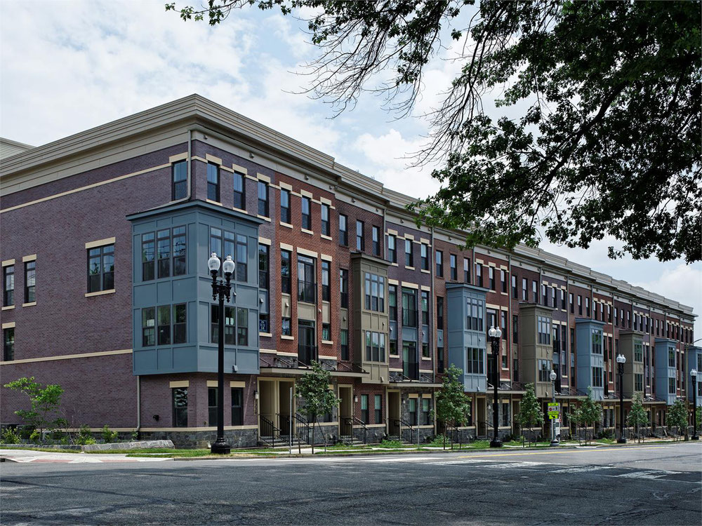 Real estate in Georgia Row at Walter Reed — look at the real estate search engine GEOLN.COM. Photo 1