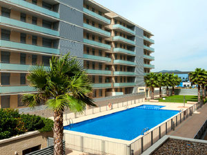 房地产在 Residencial Port Badalona — look at the real estate search engine GEOLN.COM. 照片 6