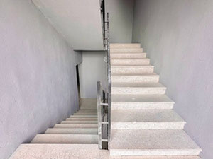 三居室公寓，布局合理，享有壮观的山景 — 来自开发商和业主的房地产搜索引擎 GEOLN.COM. 照片 4