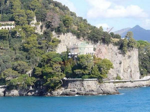 Luxury real estate by the sea in Italy, Liguria, Santa Margherita Ligure — Find off-plan property or real estate resale directly from developers and owners GEOLN.COM. Photo 2