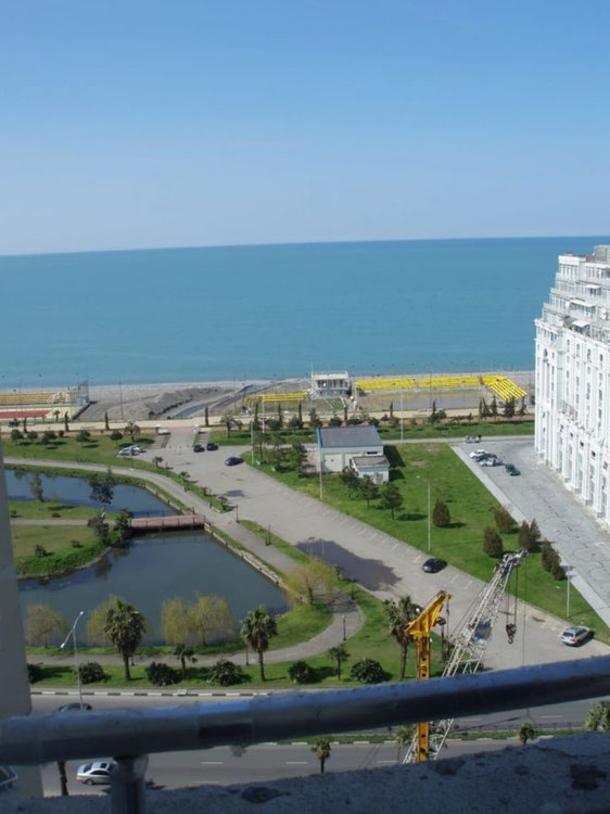 出售两房公寓 — 来自开发商和业主的房地产搜索引擎 GEOLN.COM. 照片 1