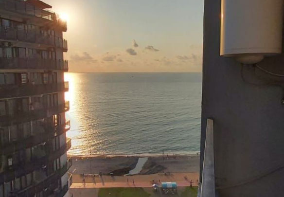 Sale of 2-room apartment with sea view