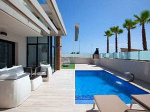 一座大城市的别墅，在西班牙的海边，瓦伦西亚，阿利坎特 — 来自开发商和业主的房地产搜索引擎 GEOLN.COM. 照片 3